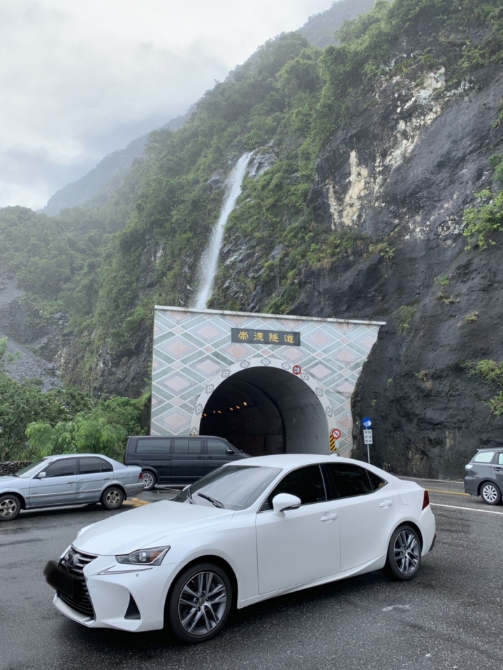 打水飄一定玩過,那你有聽過用車打水飄嗎?~~~IS300開箱文