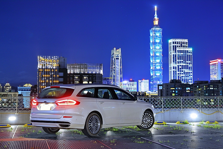(映像旅行) 回味念書時的熱血環島 in台灣 feat. Ford Mondeo Wagon & Canon EOS R