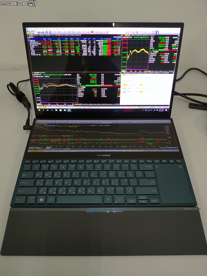 點我看大圖 華碩雙螢幕筆電 ZenBook Pro Duo UX581開箱