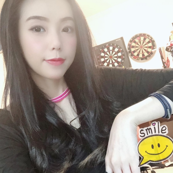 大家早.看正妹了