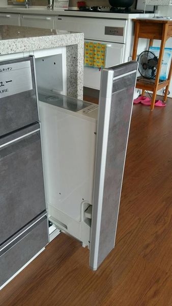 [対面キッチン]老公寓傳統密閉一字小廚房改為開放型日式半島