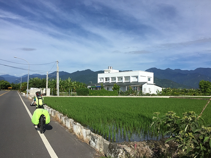 2019 父子無塑露營小提琴單車順時針大環島(更新出版計畫)