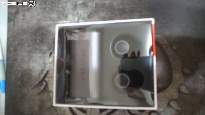 Creative Outlier Air 真無線藍牙耳機 極度隨意的開箱