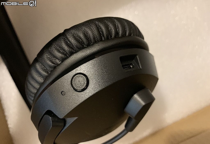點我看大圖 CP 取向遊戲無線耳機 Hyper X Cloud Stinger Wireless 開箱