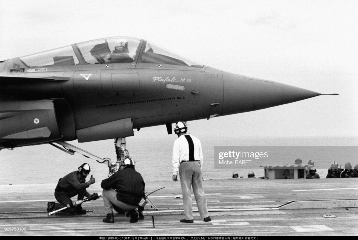 陣風戰機1993年原型上艦測試