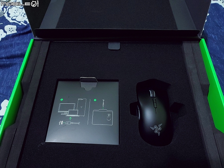 開箱 Razer Mamba Firefly HyperFlux 曼巴+烈焰神蟲無線充電系統