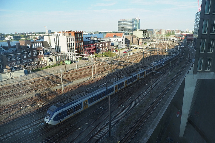 點我看大圖 在荷蘭 騎單車~看風車~遊運河 (圖多)