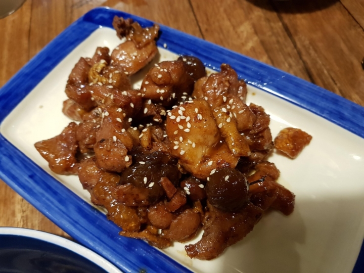 [開飯川食堂 台中大遠百店] 2019食記 川菜美食推薦之流口水雞明星菜色超有特色! 催淚蛋剝皮辣椒好組配~ 超級下飯~