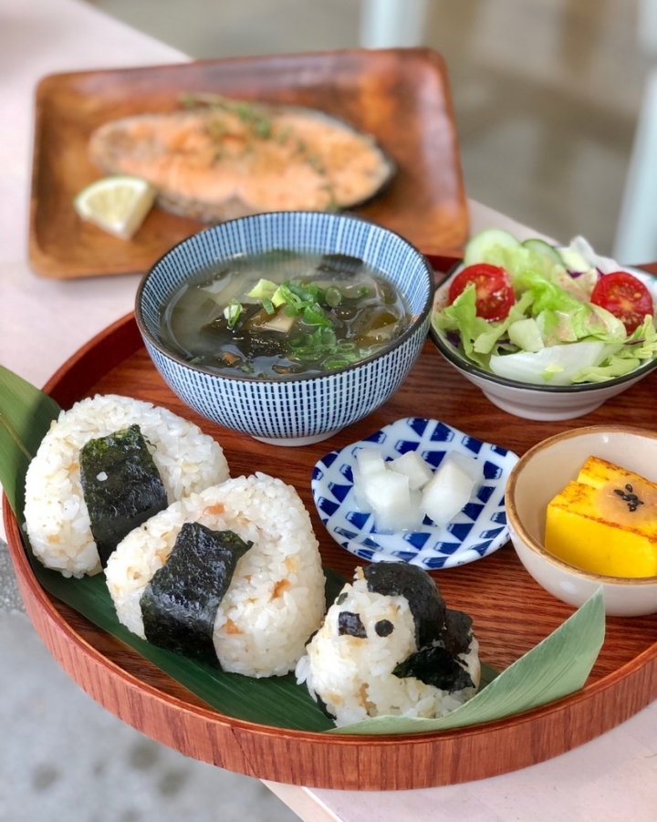 【日暖咖啡】桃園日式文青小店|企鵝飯糰|甜點蛋糕