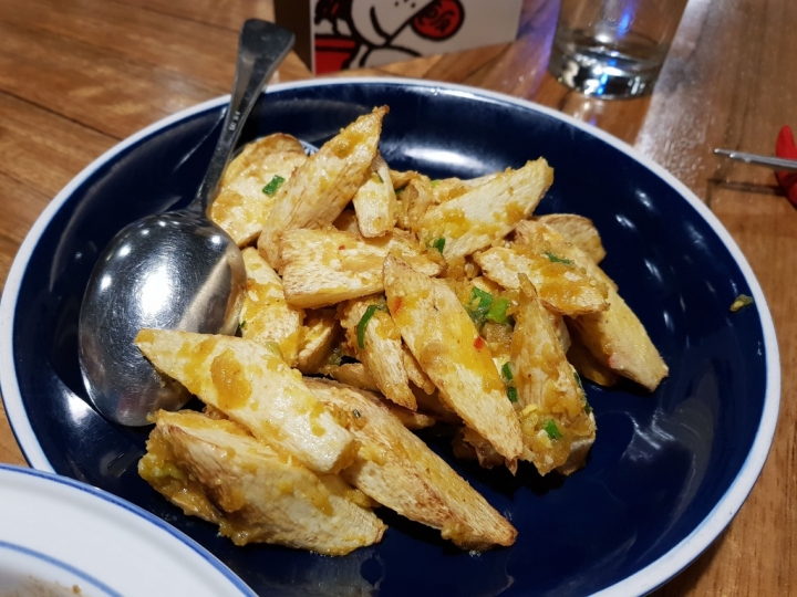 [開飯川食堂 台中大遠百店] 2019食記 川菜美食推薦之流口水雞明星菜色超有特色! 催淚蛋剝皮辣椒好組配~ 超級下飯~