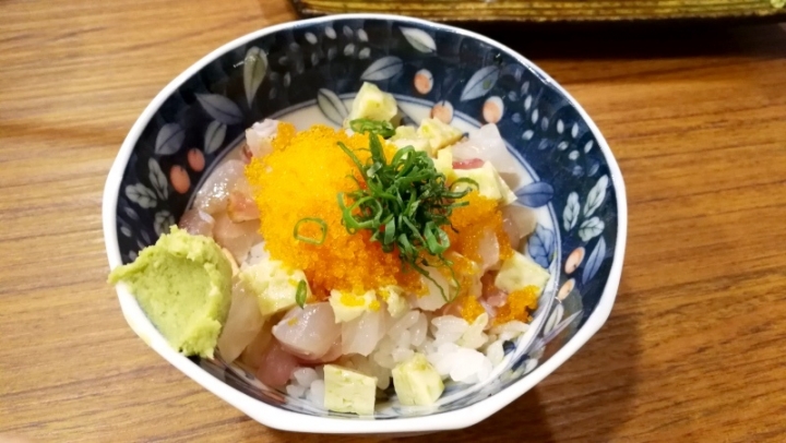 [桃園-中壢-威尼斯影城]坐著做--初陣壽司