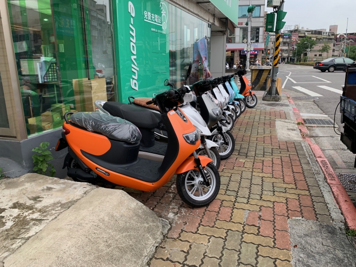 點我看大圖 店家無法確定交車時間,有沒有賣這麼好?