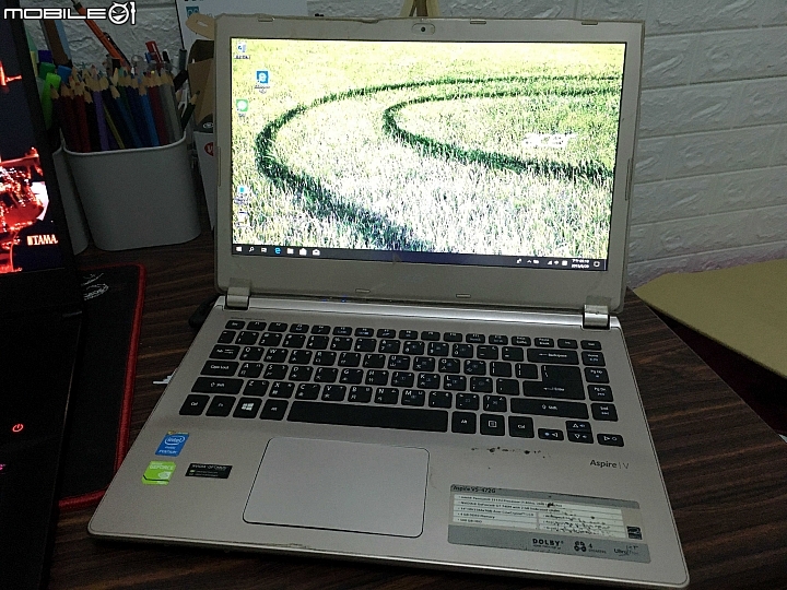 點我看大圖 終於到我家:西風之神 GX701GWR 入手心得