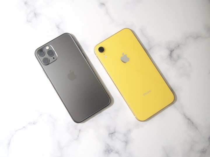 iPhone 11 Pro vs iPhone XR 久違的開箱~~三眼怪在此！