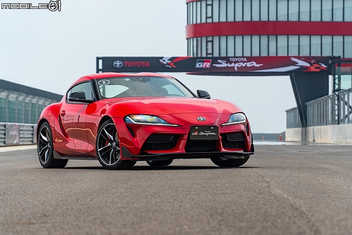 Toyota GR Supra 麗寶賽道試駕 不負經典美名 成就更高駕馭樂趣!