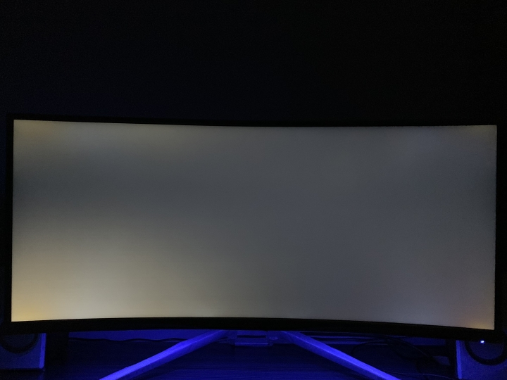 ACER 螢幕漏光問題請教