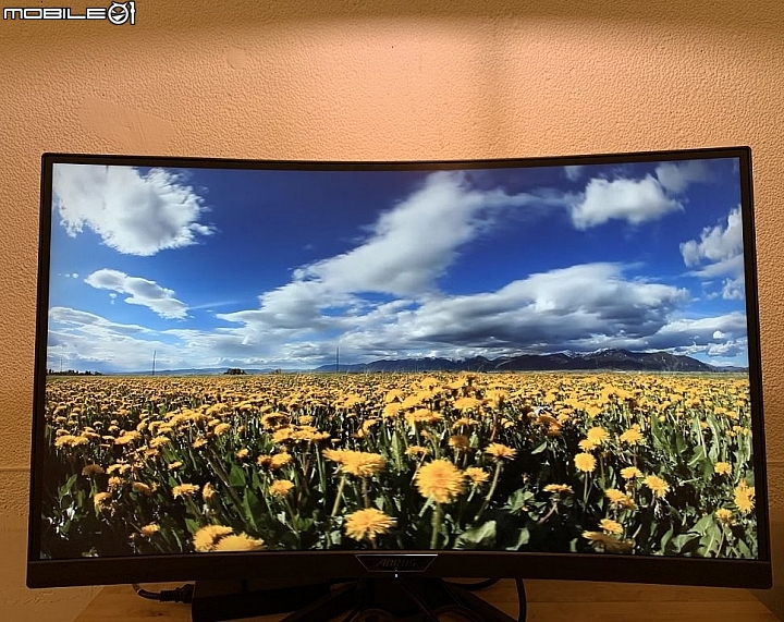 技嘉撿到槍 AORUS CV27Q HBR3 新機 2K-165 曲面電競螢幕新開箱
