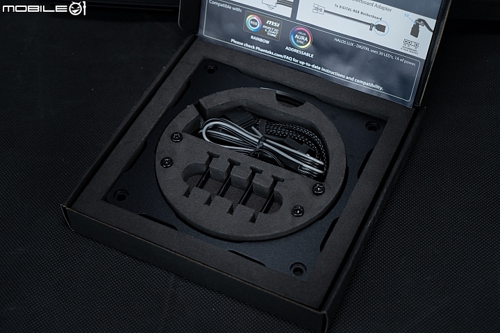 點我看大圖 穠纖合度的Evolv (? Phanteks Enthoo Evolv MATX
