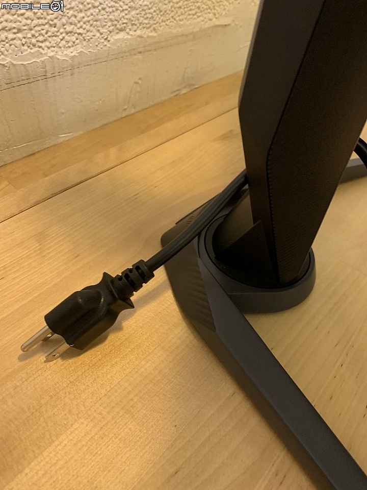 技嘉撿到槍 AORUS CV27Q HBR3 新機 2K-165 曲面電競螢幕新開箱