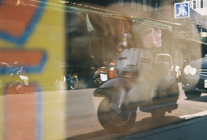 [Rollei Prego 90]帶著相機遊台北[Kodak 200]