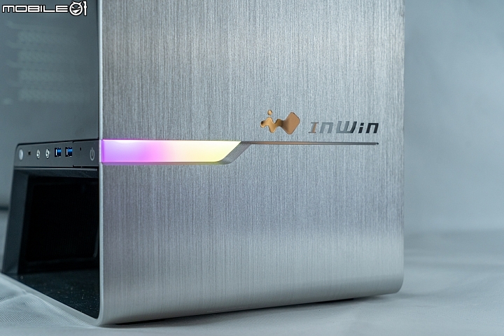 點我看大圖 時尚典雅、絲絲入扣 INWIN 905 開箱