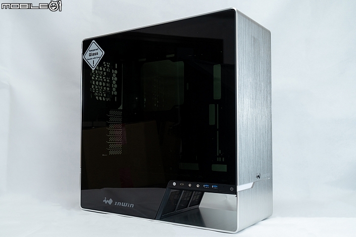 點我看大圖 時尚典雅、絲絲入扣 INWIN 905 開箱
