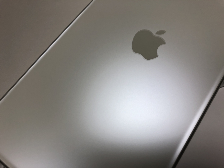 Apple iPhone 11 Pro Max 銀色 開箱 之二