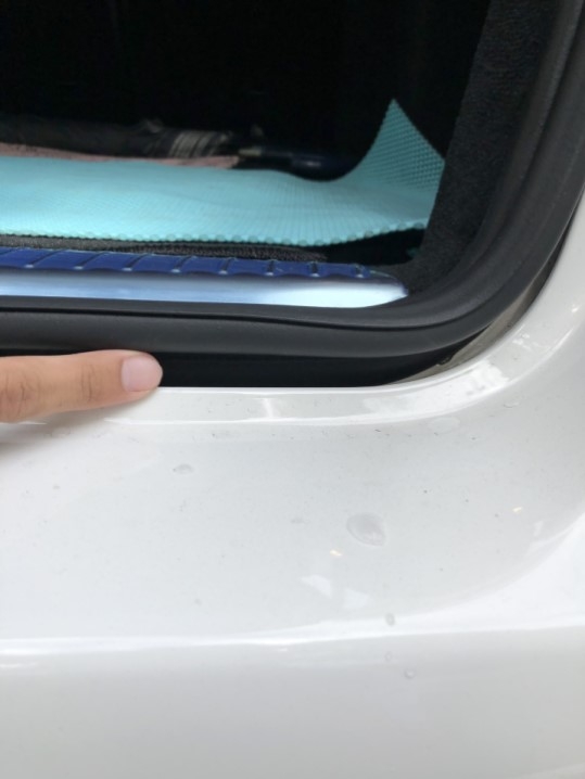 買到 賓士原廠 瑕疵車!已回廠三次修不好,還陸續出現新問題,求救該如何申訴??