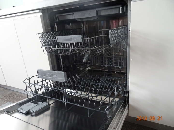 新廚具(有洗碗機就是幸福～)