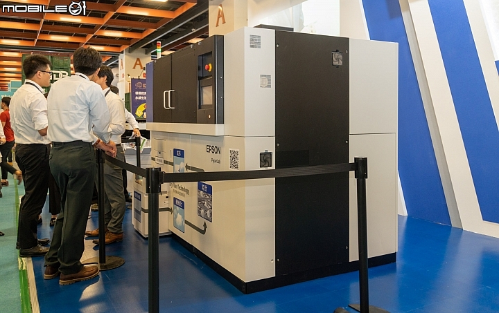 Epson PaperLab乾式再生製紙機首度登台 自給自足跟碎紙機說掰掰
