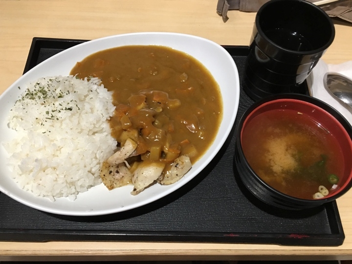 騎 單 車 ( 船 ) 遊 愛 河 、 嚐 美 食