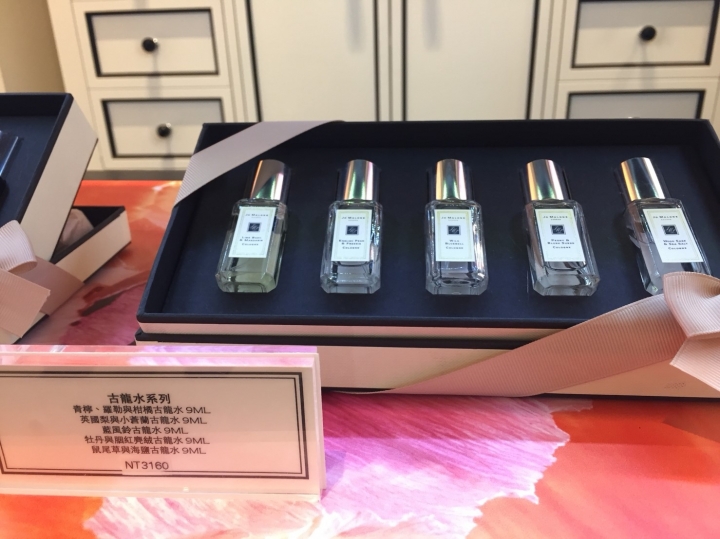原來在台北天天都能買到免稅品!?連iphone都有欸~
