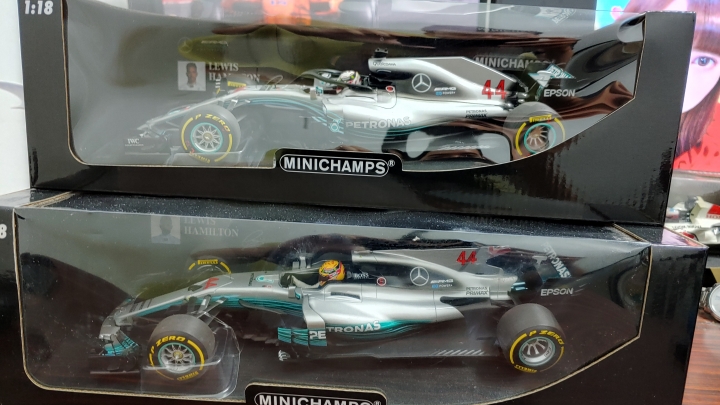 [開箱]MINICHAMPS 1/18 MERCEDES  W09   L.HAMILTON