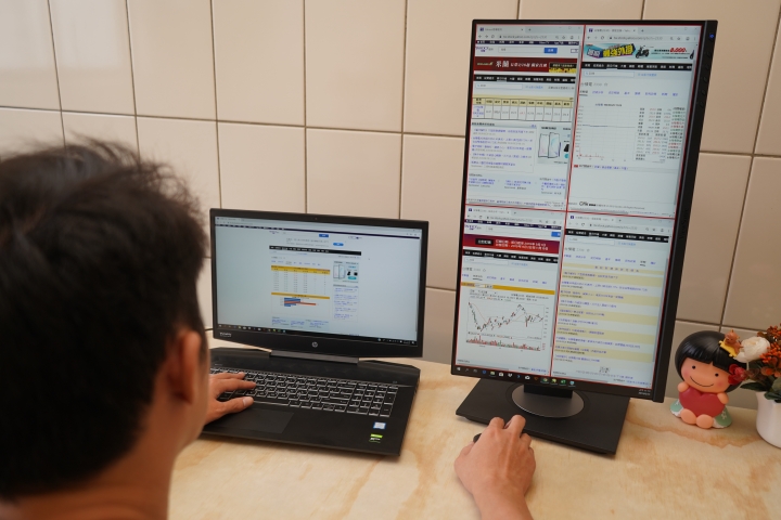 【體驗分享】翻轉你的視界「ViewSonic VG2455」人體工學設計多角度旋轉顯示器