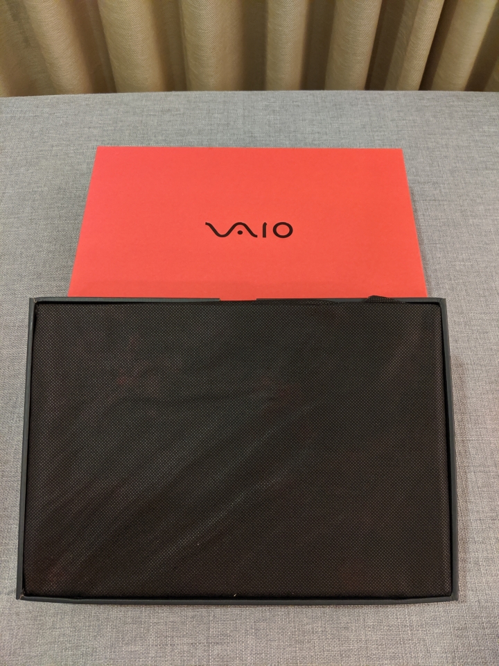 VAIO 豔紅重出江湖