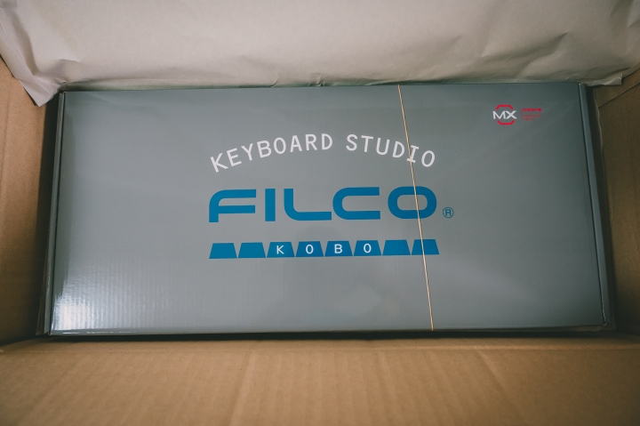 【開箱】 Filco 工房 Majestouch Convertible 2 - Lacquer AKAKINSUNAKO(漆・金梨地 赤金砂子塗り) 雙模茶軸機械鍵盤