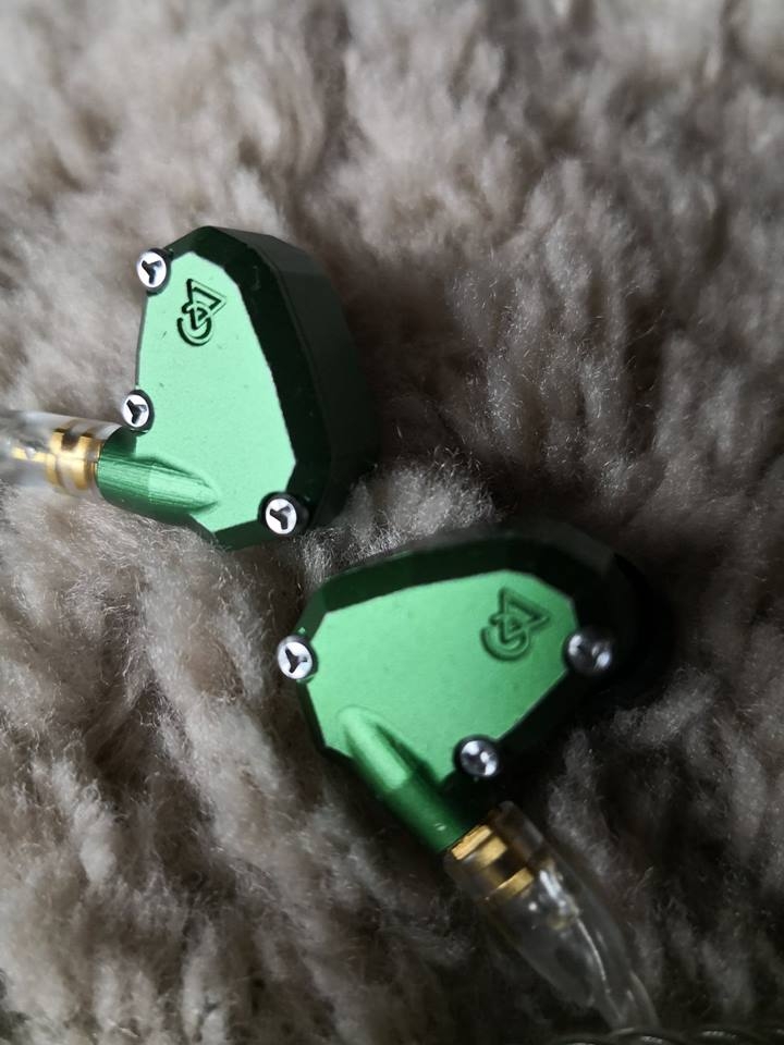 點我看大圖 64 AUDIO 限量版 NOIR 聽感