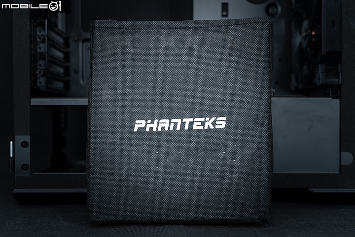 點我看大圖 穠纖合度的Evolv (? Phanteks Enthoo Evolv MATX