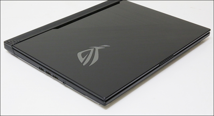 點我看大圖 ROG STRIX G(G531GU-G)電競筆電之我見