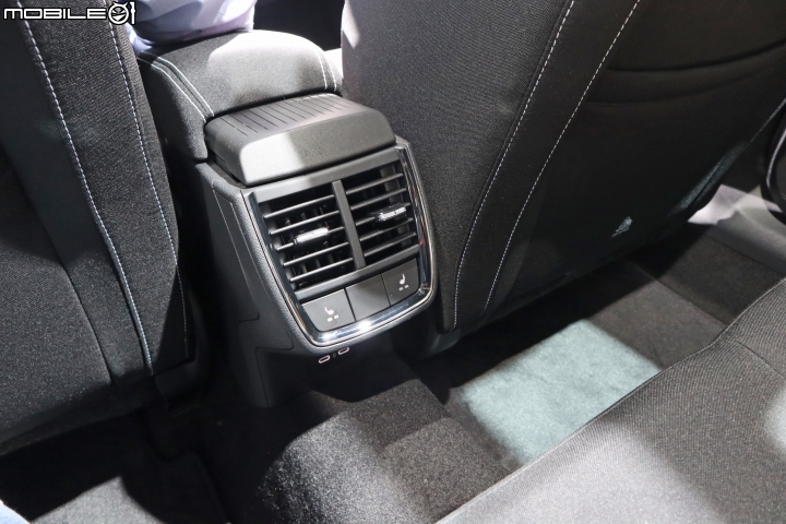 【IAA2019直擊】跨界休旅再一波!Skoda Kamiq討喜亮相