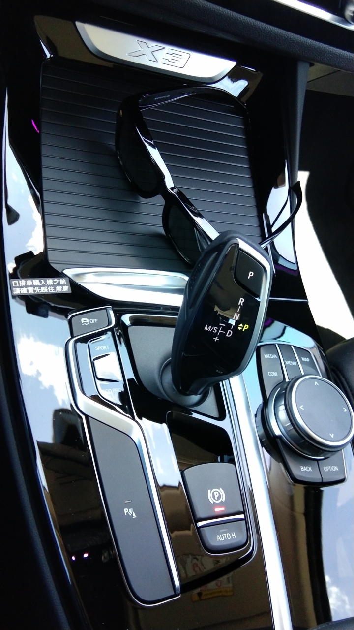 BMW X3 8月30日牽車去