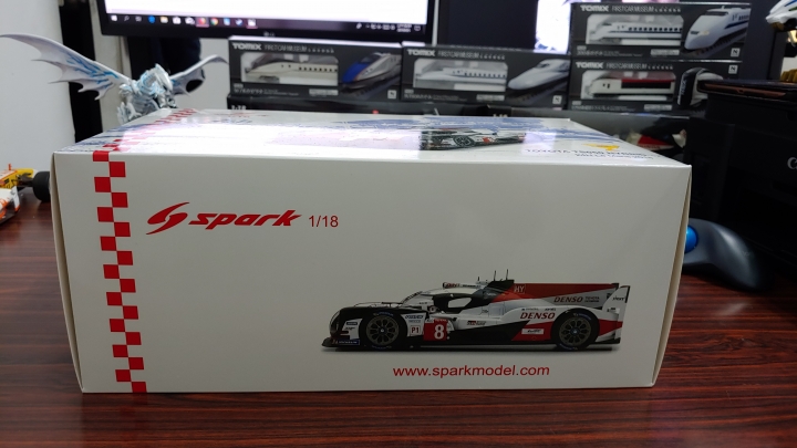 [開箱]1/18 SPARK Toyota TS050 2018