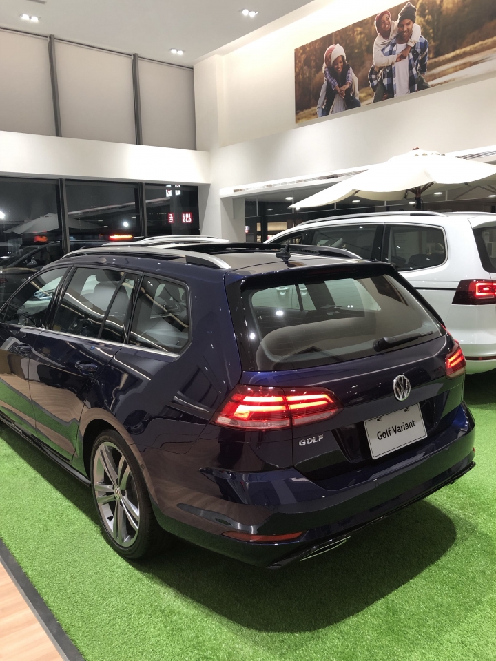 VW Golf Variant R-Line購車心得 （12/5到港-12/14交車）