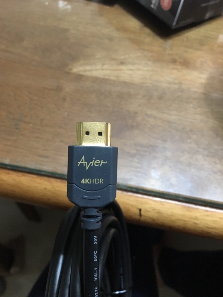 新入手的Premium HDMI