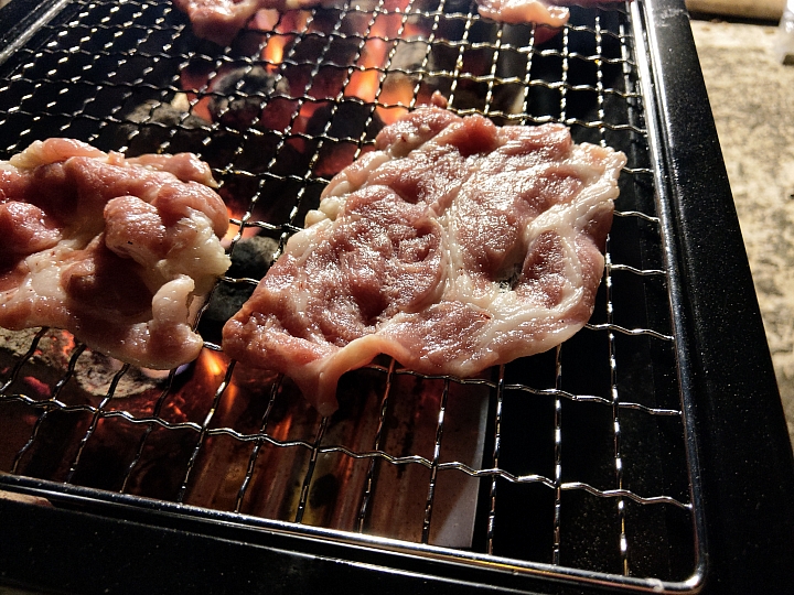 夯肉~htc U12+