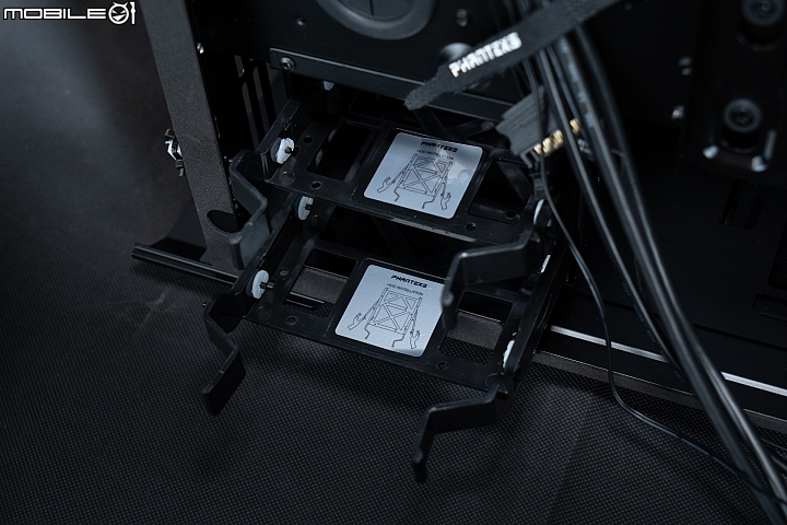 點我看大圖 穠纖合度的Evolv (? Phanteks Enthoo Evolv MATX