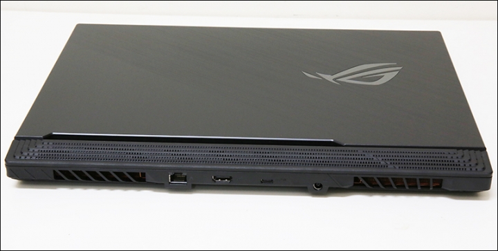 點我看大圖 ROG STRIX G(G531GU-G)電競筆電之我見