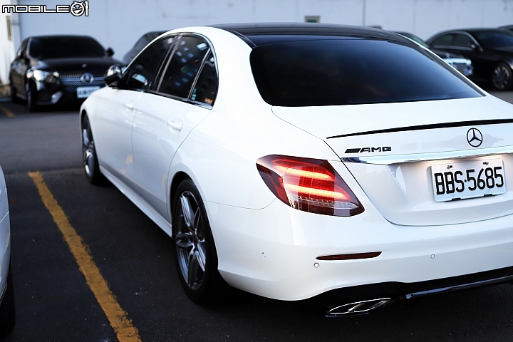 【遊記】洗車嘴砲不如來一聚 - W213 車友中秋胡同燒肉吃到飽！