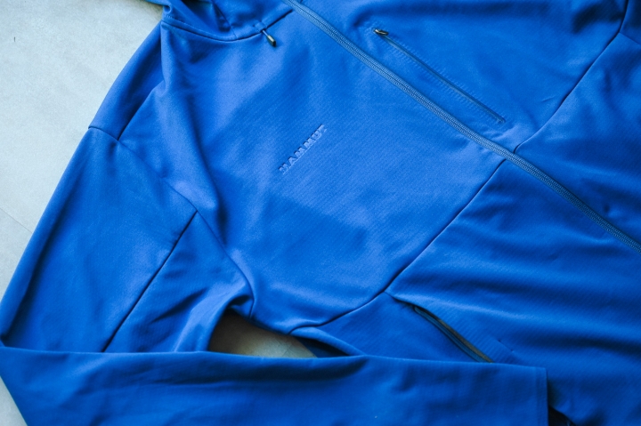 [ 開箱啦 ] Mammut 長毛象 Ultimate V SO Hooded 輕薄軟殼外套首選