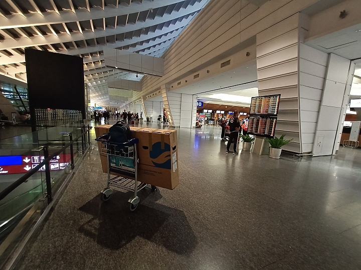鐵馬騎幻旅程 maktub - 義瑞法之旅   （最終篇 : 巴黎戴高樂機場   全文完）